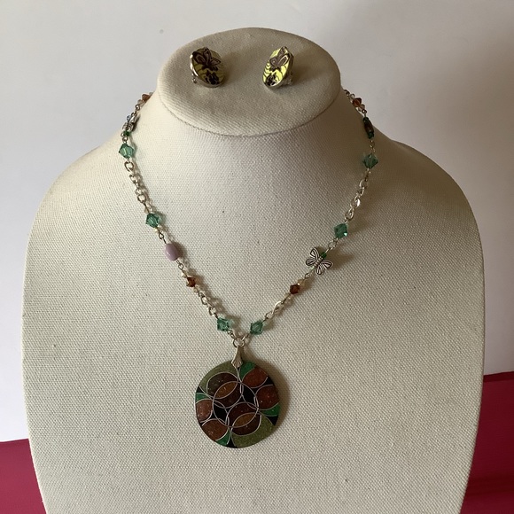 Vintage Y2K Butterfly Clip On Earrings& Handmade Gorgeous Necklace - Picture 1 of 15